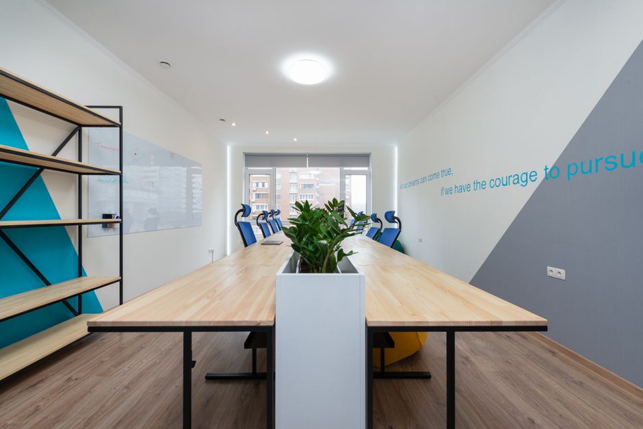 Praktische Übungen für Programmierung und UX/UI-Design bei Nexmoravintkh